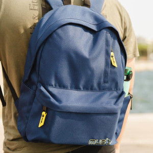 ΤΣΑΝΤΑ ΠΛΑΤΗΣ MONOCHROME PLUS COLORED INSIDE ΜΠΛΕ NAVY MUST
